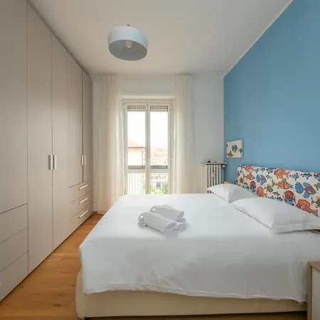 Appartamento Xenia - Colorful In Citta Studi Area *