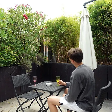 Sant Ambrogio With Private Terrace In Shared Flat
