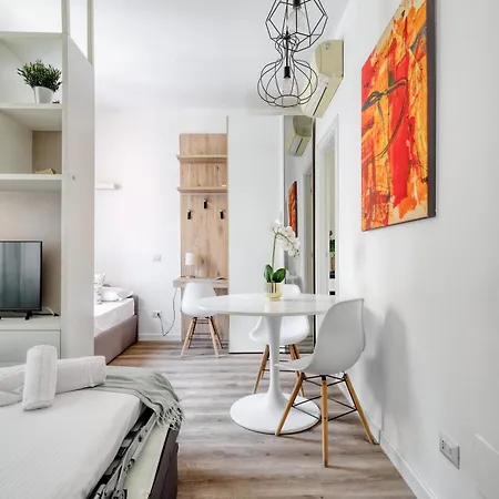 Joivy Lovely Near Citylife Апартаменты Милан