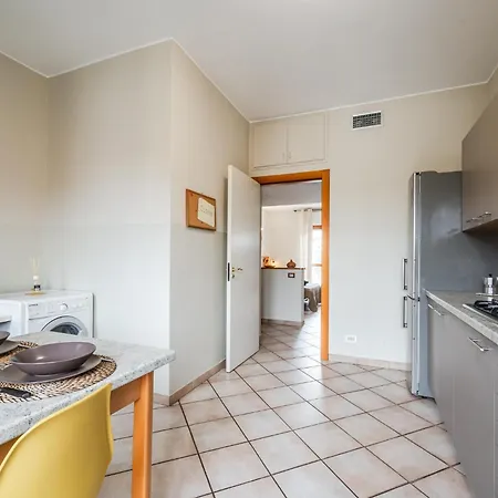 The Circle - Ampio Sui Navigli - Self-check In Daire *