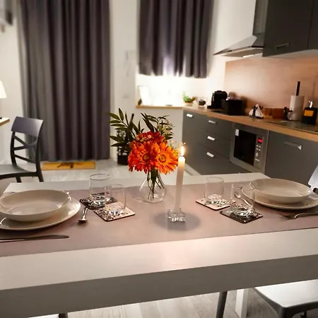 Lorianna Rock House Milan