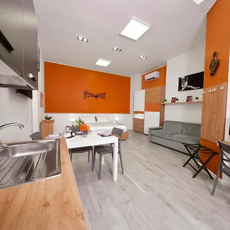 Lorianna Rock House Appartement Milan