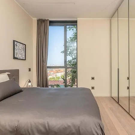 With Terrace In - What'app - 0034-611-233-784 - For Reservations! Apartment