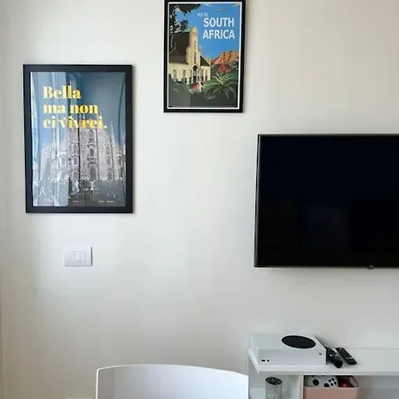 Apartment Monolocale - Brenta Milan