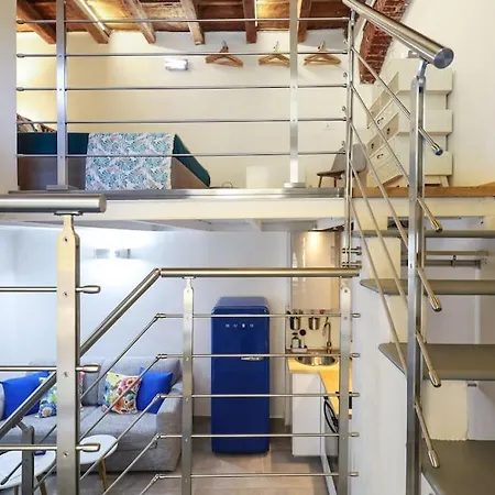 Casera Loft In The Heart Of Navigli, Close To Bocconi 아파트 밀라노