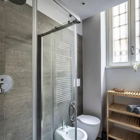 Contemporary Loft - Station Apartman *