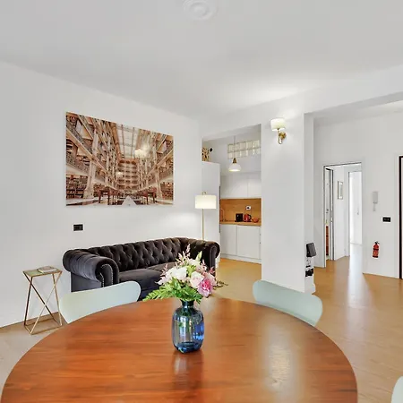 Apartment Casamia Battistotti Milan