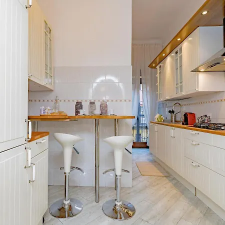 Turrohouse-duomo 12 Minutes Away شقة ميلان