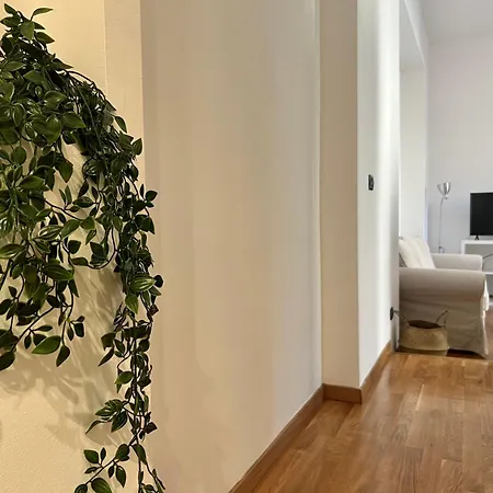 Big Comfort Isola - Garibaldi M2 M5 Апартаменты