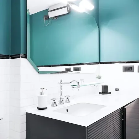 Easylife - - Anfossi 18 - Porta Vittoria *