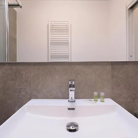 Contempora - Lovely One-bedroom, Tonoli, Citylife *