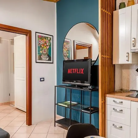 Apartment The First - Central Station Milan