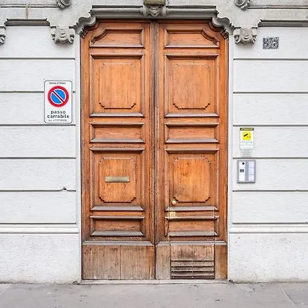 The First - Central Station Apartment
