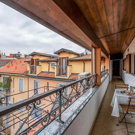 The First - Central Station * Milano