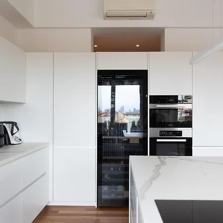 De Amicis Apartment Milan