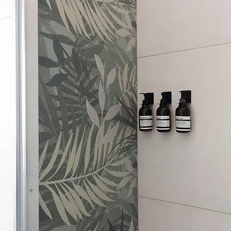 De Amicis * ميلان