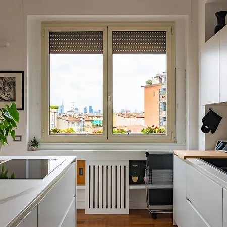 Apartment De Amicis