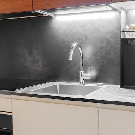 House Of Sunflowers 15 Min Da Duomo * Milano