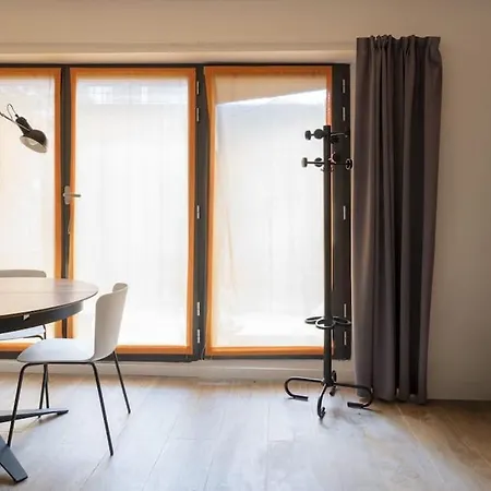 House Of Sunflowers 15 Min Da Duomo *