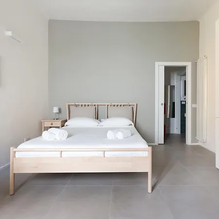 Guesthost - Corso Vercelli Cosy And Bright