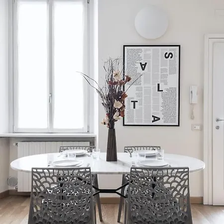 Easylife - - Spallanzani 6 - Porta Venezia