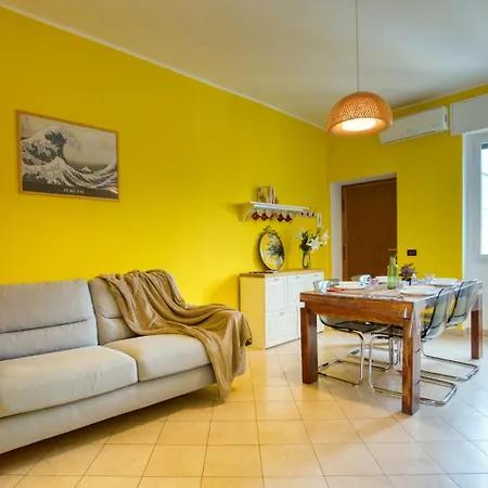 Guesthost - Giallo In Milano! 아파트