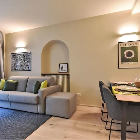 Apartament Crocetta Courtyard By Interhome
