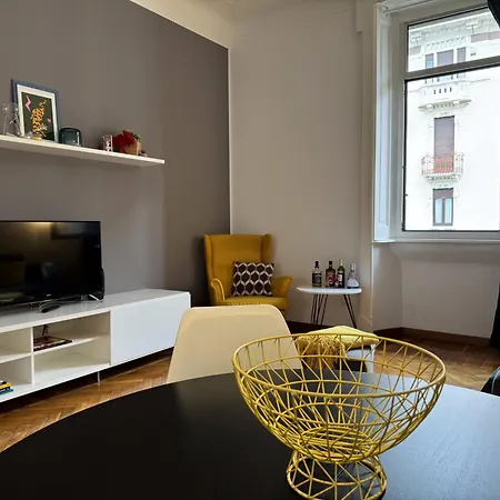 Via Stradivari - Vicino Duomo