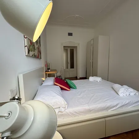 Via Stradivari - Vicino Duomo