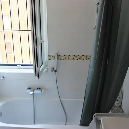 Casa Binda 5 Apartment *