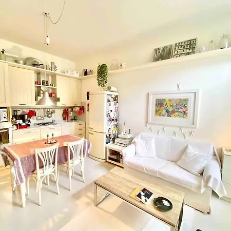 Garden View, Free Parking And Checkout In The Afternoon * Milan