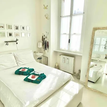 Appartamento Garden View, Free Parking And Checkout In The Afternoon *