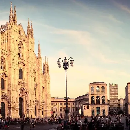 Garden View, Free Parking And Checkout In The Afternoon Milan