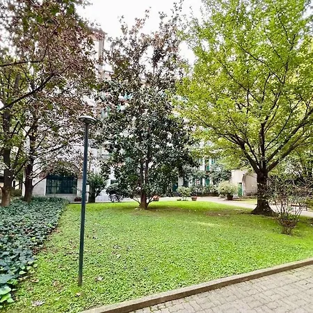 Garden View, Free Parking And Checkout In The Afternoon