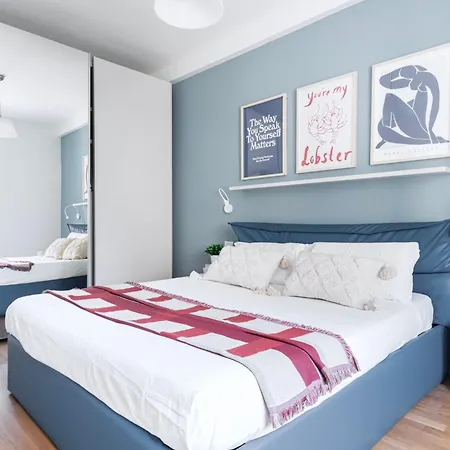 Easylife - - Rontgen 24d - Bocconi Apartman