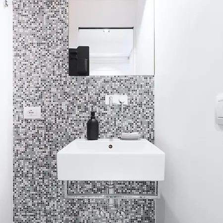 Easylife - - Rontgen 24d - Bocconi Apartment