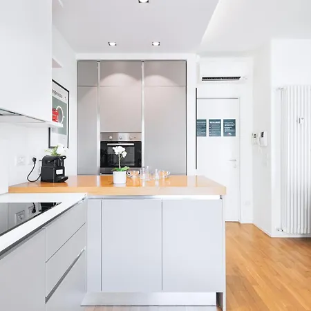 Easylife - - Rontgen 24d - Bocconi