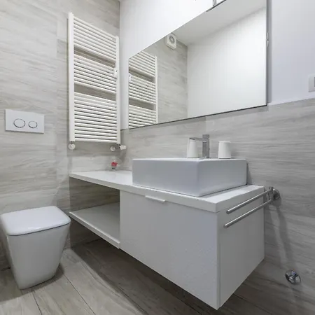 Chezromyk The Kosher Bed & Breakfast Milano