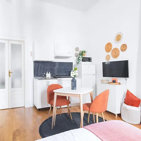 Easylife - - Taddei 14c - Washington * Milaan