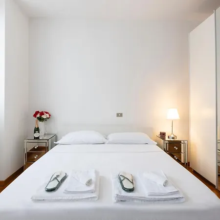 Bnbutler - Marghera - Luminoso Bilocale In Edificio Stile Vecchia Apartment