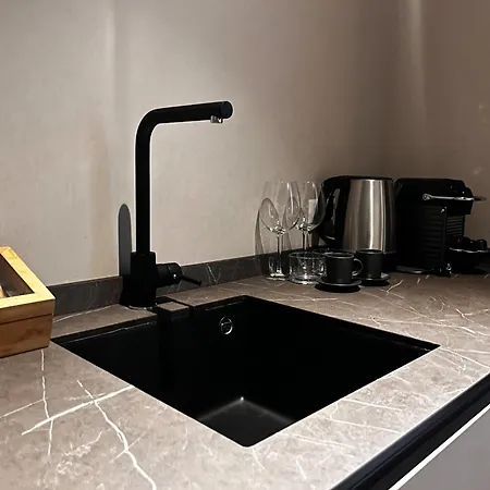 Prestige Boutique Homes - Piazza Duomo Apartment *