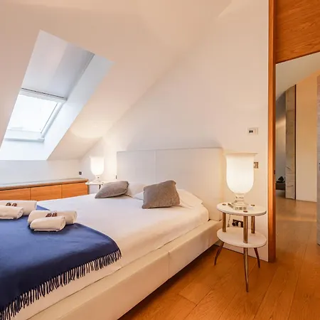Montenapoleone Luxury Penthouse *