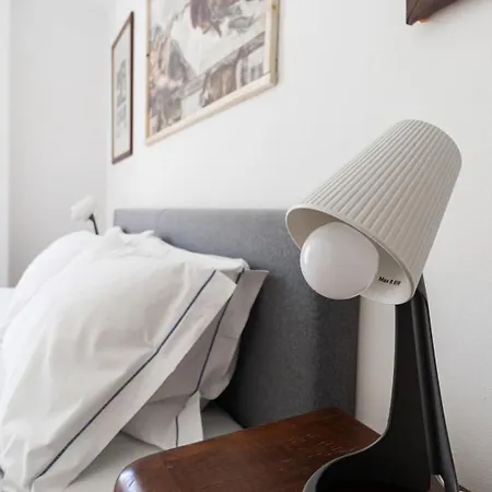 Italianway Easy - Garofalo 31 * Milão