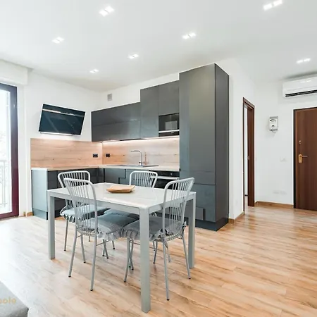 Bonola , Free Parking Apartment *