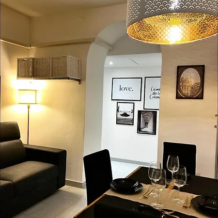 Centrale, Grazioso In Centro Apartment *