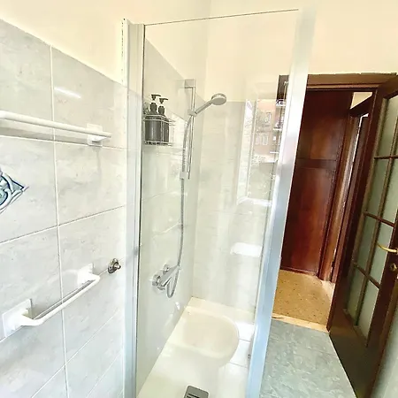 Apartment Navigli Style, Tra Metropolitana Famagosta, Comfort E Modernita Milan