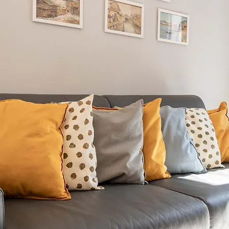 Guest Planet - 18 Apartment Milan