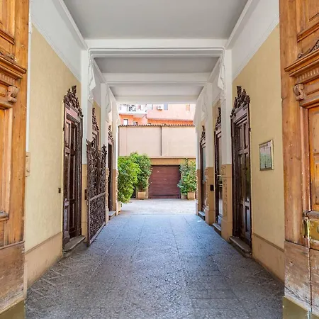 Guest Planet - 18 Apartment Milan