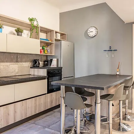 Apartment Guest Planet - 18 *