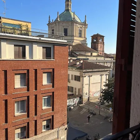 Centro Storico Vista Colonne San Lorenzo 公寓